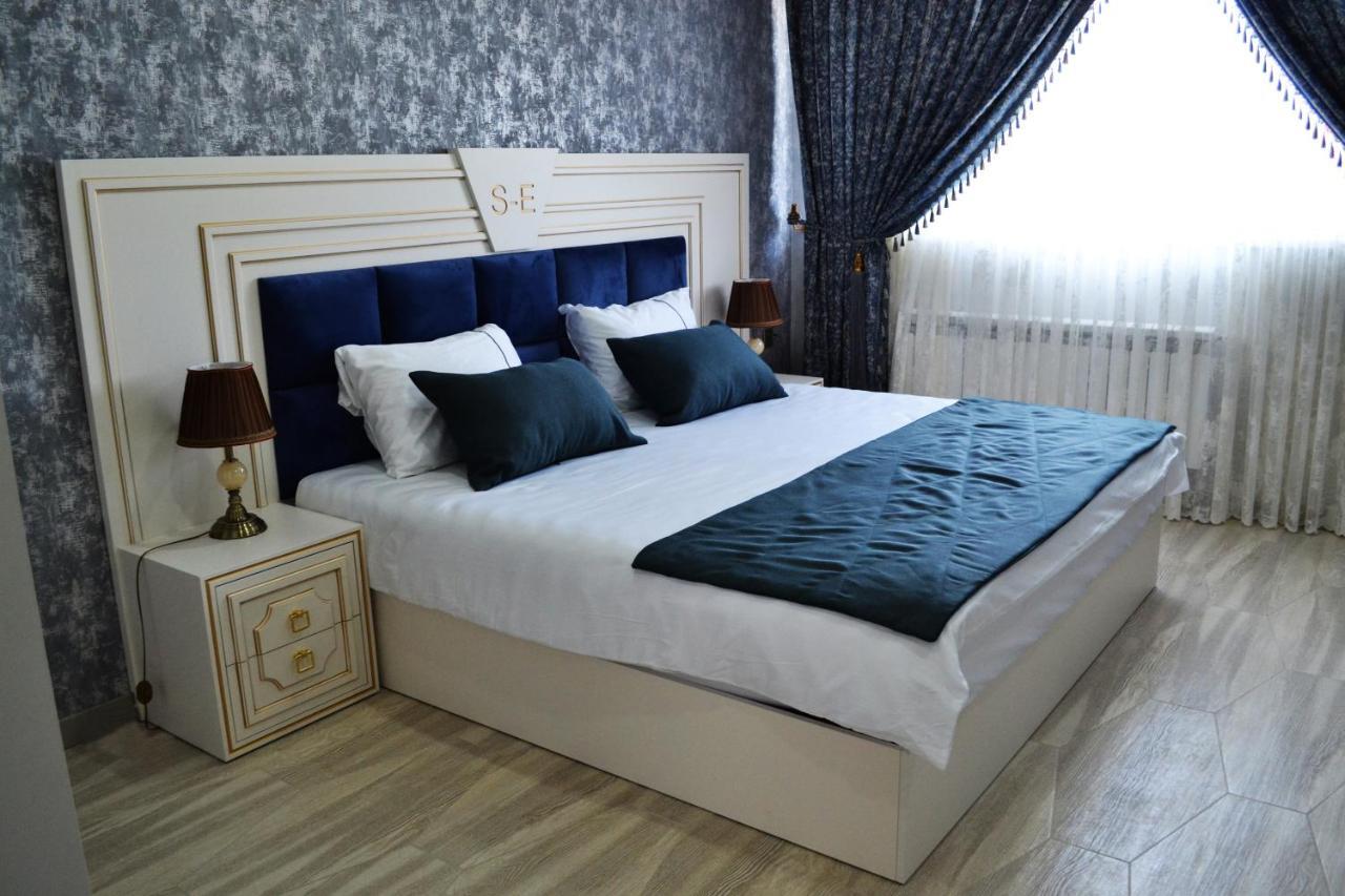 Supreme Hotel Baku Exterior foto